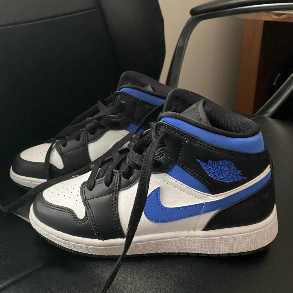 blue jordan one highs